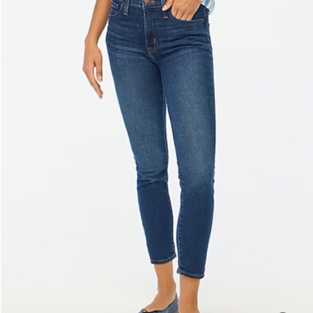 Tall 9” Mid-Rise Skinny Jean in Signature Stretch
